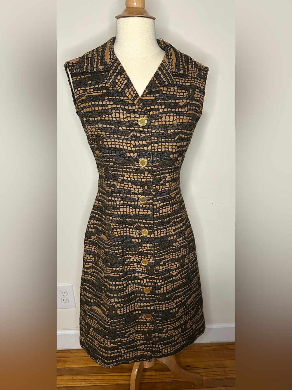 John Hogan Vintage Sleeveless Button-Front Midi Dress in Black and Tan Pattern